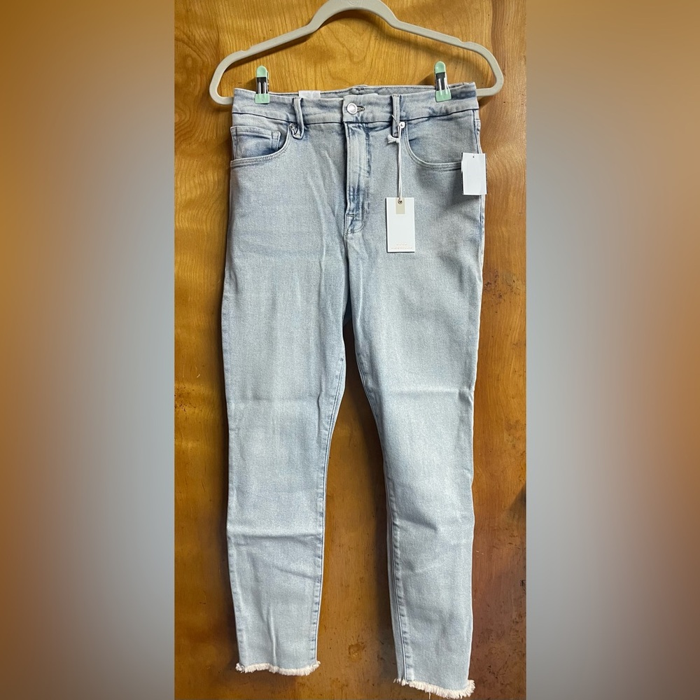 Good American Good Legs Crop